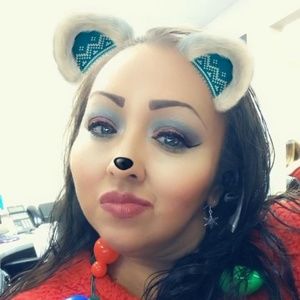 Meet your Posher, Norma